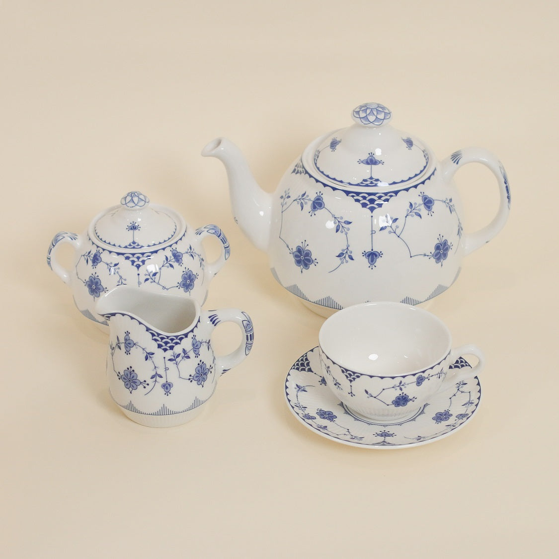 Tea Set (9pcs)